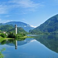 Bergpanorama am Corlosee