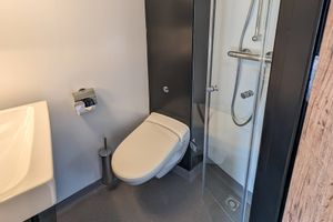 MS Princess bath room
