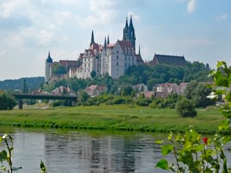 Schloss am Radweg von Dresden nach Weimar