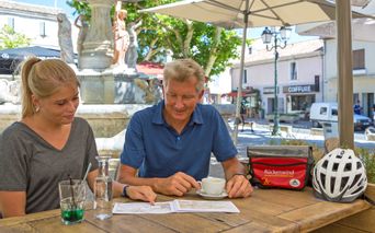 Radpause im Bistro