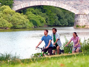 Cyclists at Lahn cycle path Cyclists at Lahn cycle path
